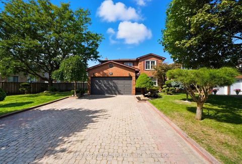 Photo 4 at 83 Fieldside Drive, Agincourt North, Toronto