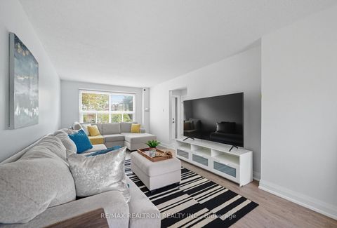 Photo 10 at 83 Fieldside Drive, Agincourt North, Toronto