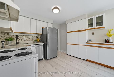 Photo 19 at 83 Fieldside Drive, Agincourt North, Toronto