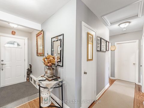 Photo 3 at 58 Janet Boulevard, Maryvale, Toronto Photo 3 at 58 Janet Boulevard, Maryvale, Toronto