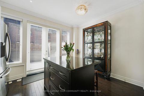 Photo 14 at 16 Agar Lane, West Woodbridge, Vaughan Photo 14 at 16 Agar Lane, West Woodbridge, Vaughan