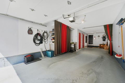 Photo 37 at 16 Agar Lane, West Woodbridge, Vaughan Photo 37 at 16 Agar Lane, West Woodbridge, Vaughan