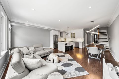 Photo 8 at 19 Hycrest Avenue, Willowdale East, Toronto