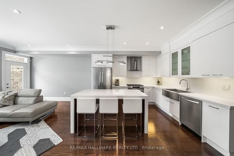 Photo 12 at 19 Hycrest Avenue, Willowdale East, Toronto
