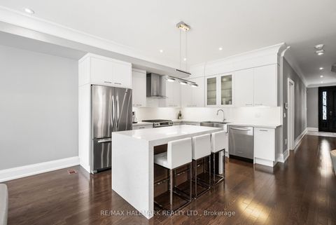 Photo 13 at 19 Hycrest Avenue, Willowdale East, Toronto