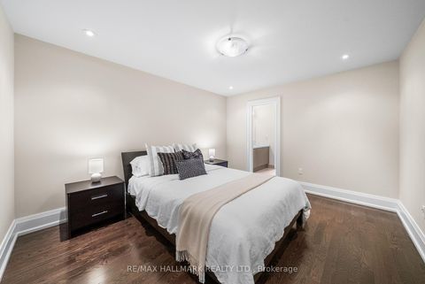 Photo 25 at 19 Hycrest Avenue, Willowdale East, Toronto