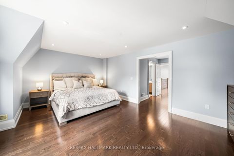 Photo 32 at 19 Hycrest Avenue, Willowdale East, Toronto