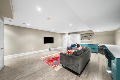 Photo 40 at 19 Hycrest Avenue, Willowdale East, Toronto