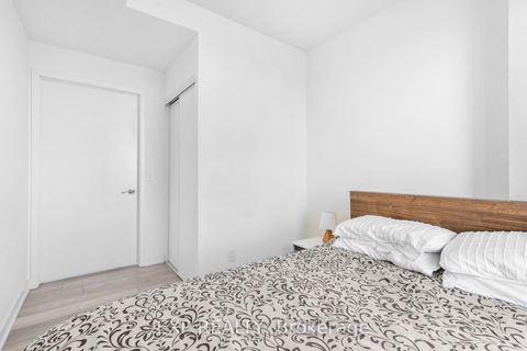 Photo 23 at 1605 - 8 TIPPETT Road, Clanton Park, Toronto