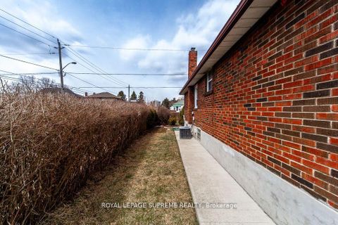 Photo 11 at 109 Regina Avenue, Lawrence, Toronto