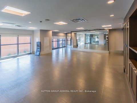 Photo 1 at PH11 - 7608 Yonge Street, Yorkhill, Vaughan