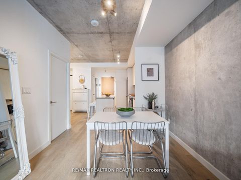 Photo 16 at 1217 - 111 Bathurst Street, Waterfront Communities C1, Toronto
