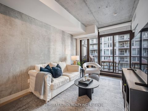 Photo 17 at 1217 - 111 Bathurst Street, Waterfront Communities C1, Toronto