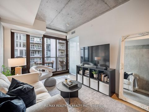 Photo 19 at 1217 - 111 Bathurst Street, Waterfront Communities C1, Toronto