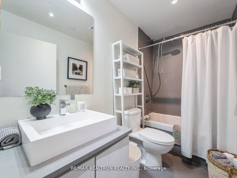 Photo 25 at 1217 - 111 Bathurst Street, Waterfront Communities C1, Toronto