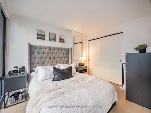 Photo 26 at 1217 - 111 Bathurst Street, Waterfront Communities C1, Toronto
