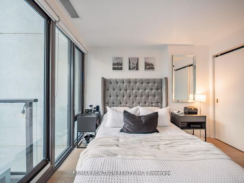 Photo 27 at 1217 - 111 Bathurst Street, Waterfront Communities C1, Toronto