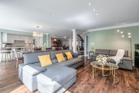 Photo 8 at 107 Arnold Avenue, Yorkhill, Vaughan