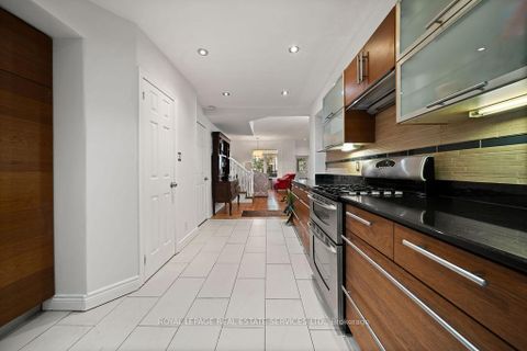 Photo 11 at 206 Berkeley Street, Moss Park, Toronto