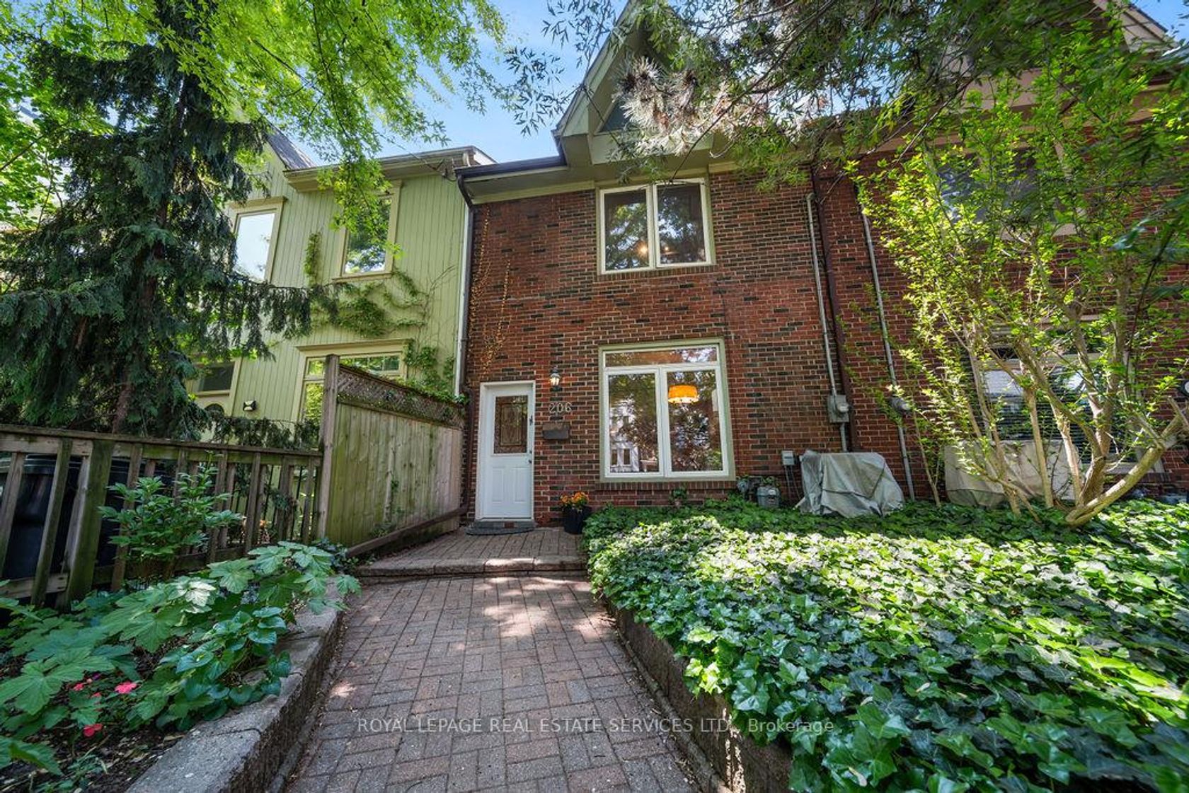 206 Berkeley Street, Moss Park, Toronto 
