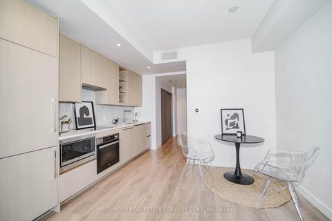 Photo 22 at 711 - 85 McMahon Drive, Bayview Village, Toronto