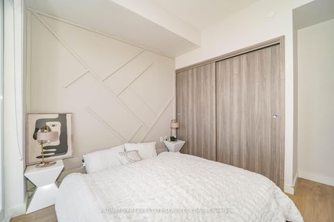Photo 30 at 711 - 85 McMahon Drive, Bayview Village, Toronto