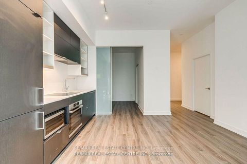 Photo 9 at 406 - 20 Edward Street, Bay Street Corridor, Toronto