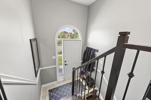 Photo 4 at 132 Dean Avenue, Painswick South, Barrie Photo 4 at 132 Dean Avenue, Painswick South, Barrie