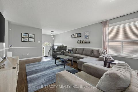 Photo 6 at 132 Dean Avenue, Painswick South, Barrie Photo 6 at 132 Dean Avenue, Painswick South, Barrie