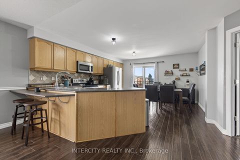 Photo 9 at 132 Dean Avenue, Painswick South, Barrie Photo 9 at 132 Dean Avenue, Painswick South, Barrie