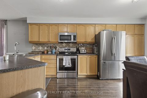 Photo 11 at 132 Dean Avenue, Painswick South, Barrie