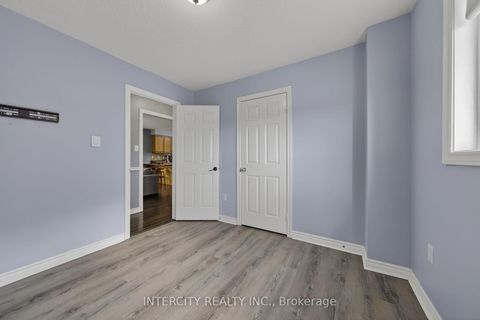 Photo 20 at 132 Dean Avenue, Painswick South, Barrie