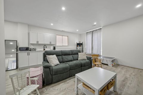 Photo 27 at 132 Dean Avenue, Painswick South, Barrie