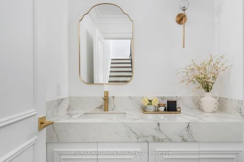 Photo 9 at 263 Linsmore Crescent, East York, Toronto