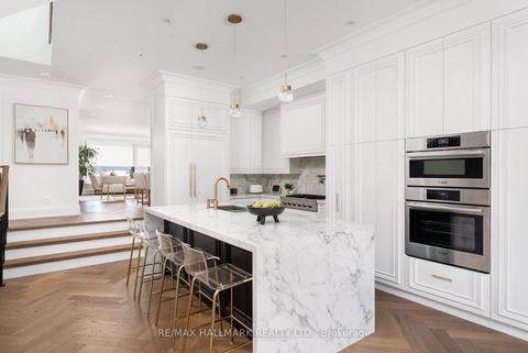 Photo 13 at 263 Linsmore Crescent, East York, Toronto