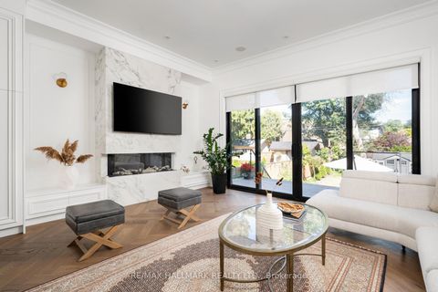 Photo 17 at 263 Linsmore Crescent, East York, Toronto