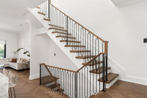 Photo 22 at 263 Linsmore Crescent, East York, Toronto
