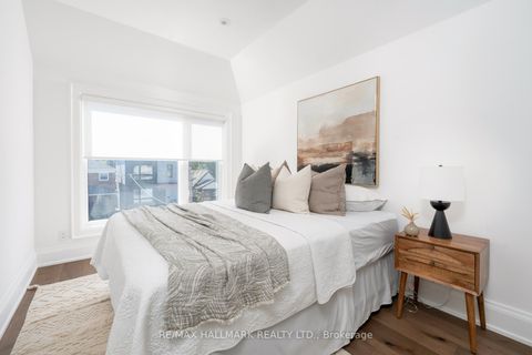 Photo 36 at 263 Linsmore Crescent, East York, Toronto