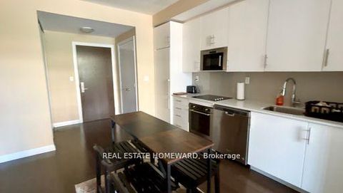 Photo 15 at 609 - 460 Adelaide Street E, Moss Park, Toronto
