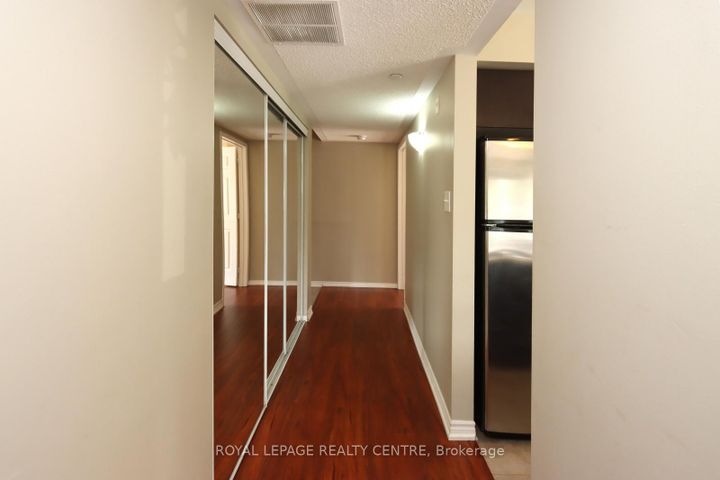 Photo 13 at 103 - 5100 Winston Churchill Boulevard, Churchill Meadows, Mississauga
