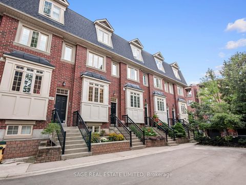 Photo 1 at 31 Tompkins Mews, The Beaches, Toronto