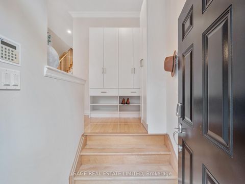 Photo 3 at 31 Tompkins Mews, The Beaches, Toronto