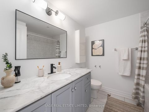 Photo 19 at 31 Tompkins Mews, The Beaches, Toronto