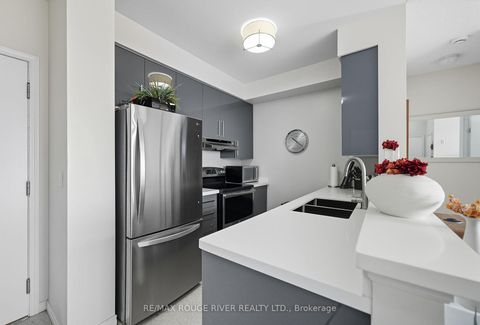 Photo 3 at PH917 - 3650 Kingston Road, Scarborough Village, Toronto