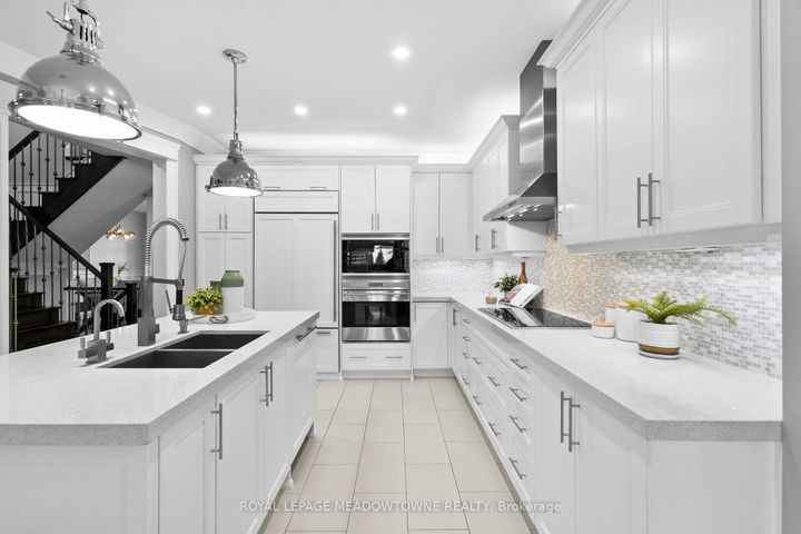 Photo 12 at 729 Wettlaufer Terrace, SC Scott, Milton
