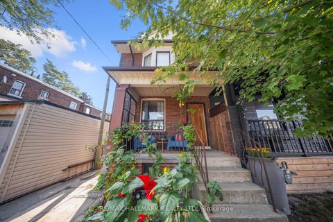 Photo 1 at 1 Hounslow Heath Road, Pellam Park, Toronto