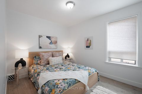 Photo 19 at 1 Hounslow Heath Road, Pellam Park, Toronto