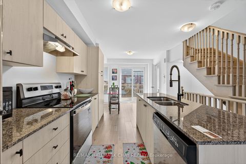 Photo 19 at 7 Tobias Lane, Rural Barrie Southeast, Barrie