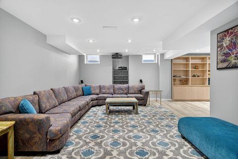 Photo 27 at 54 Hendel Drive, Patterson, Vaughan