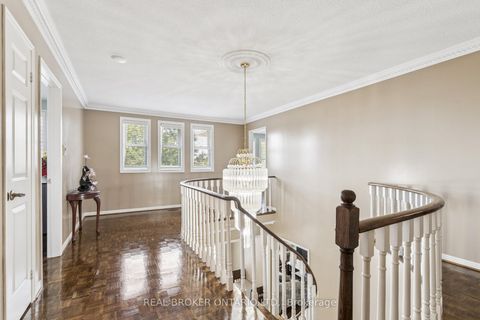 Photo 26 at 435 Aberdeen Avenue, East Woodbridge, Vaughan